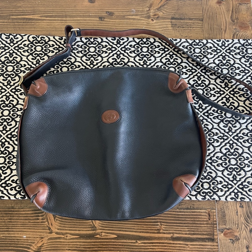 Authenticated Gucci Leather Shoulder Bag Interlocking GG Bicolor Black